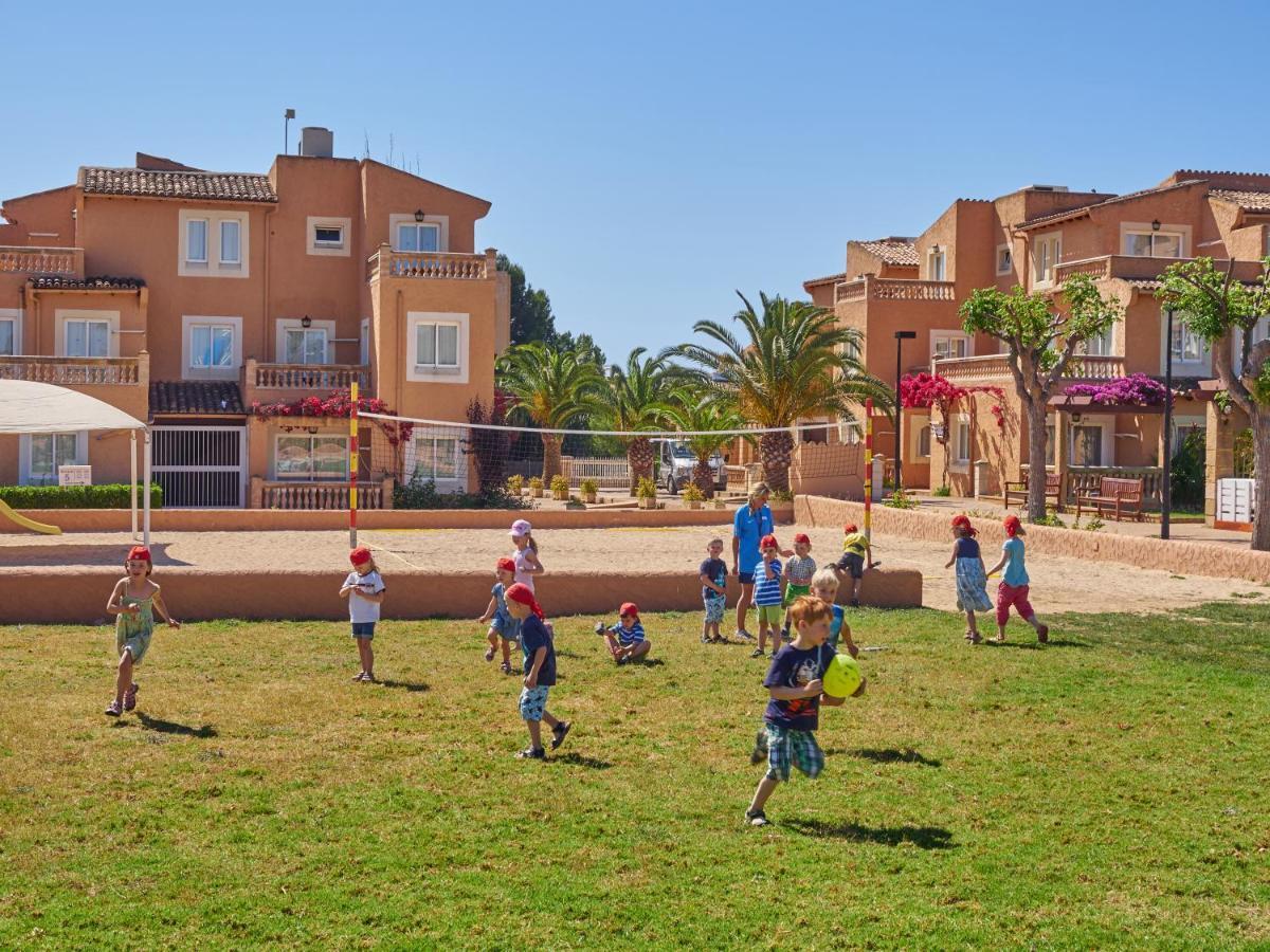 Aparthotel Ciudad Laurel Cala Millor  Exterior photo