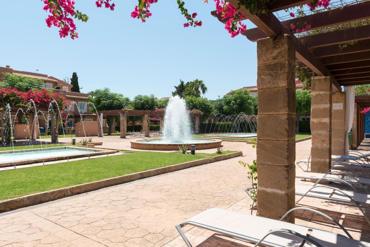 Aparthotel Ciudad Laurel Cala Millor  Exterior photo