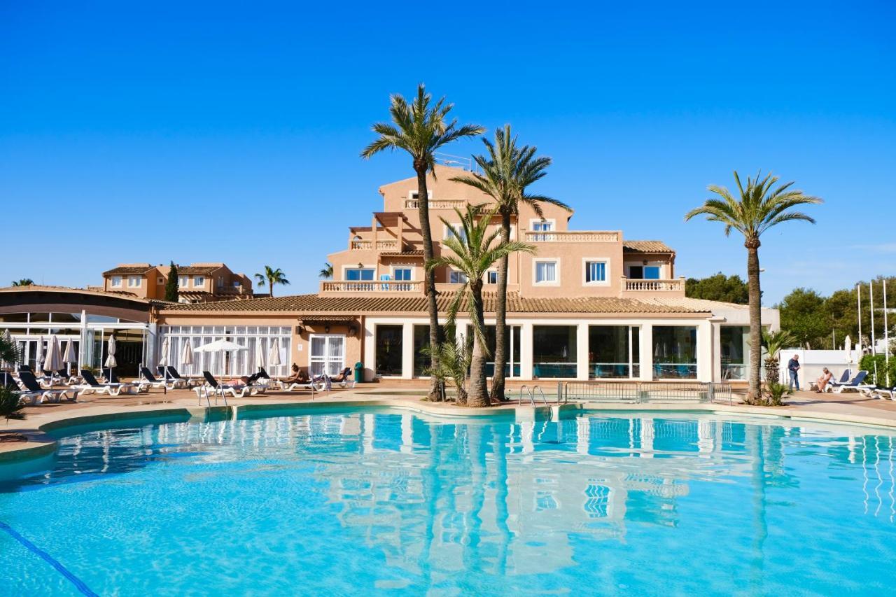 Aparthotel Ciudad Laurel Cala Millor  Exterior photo