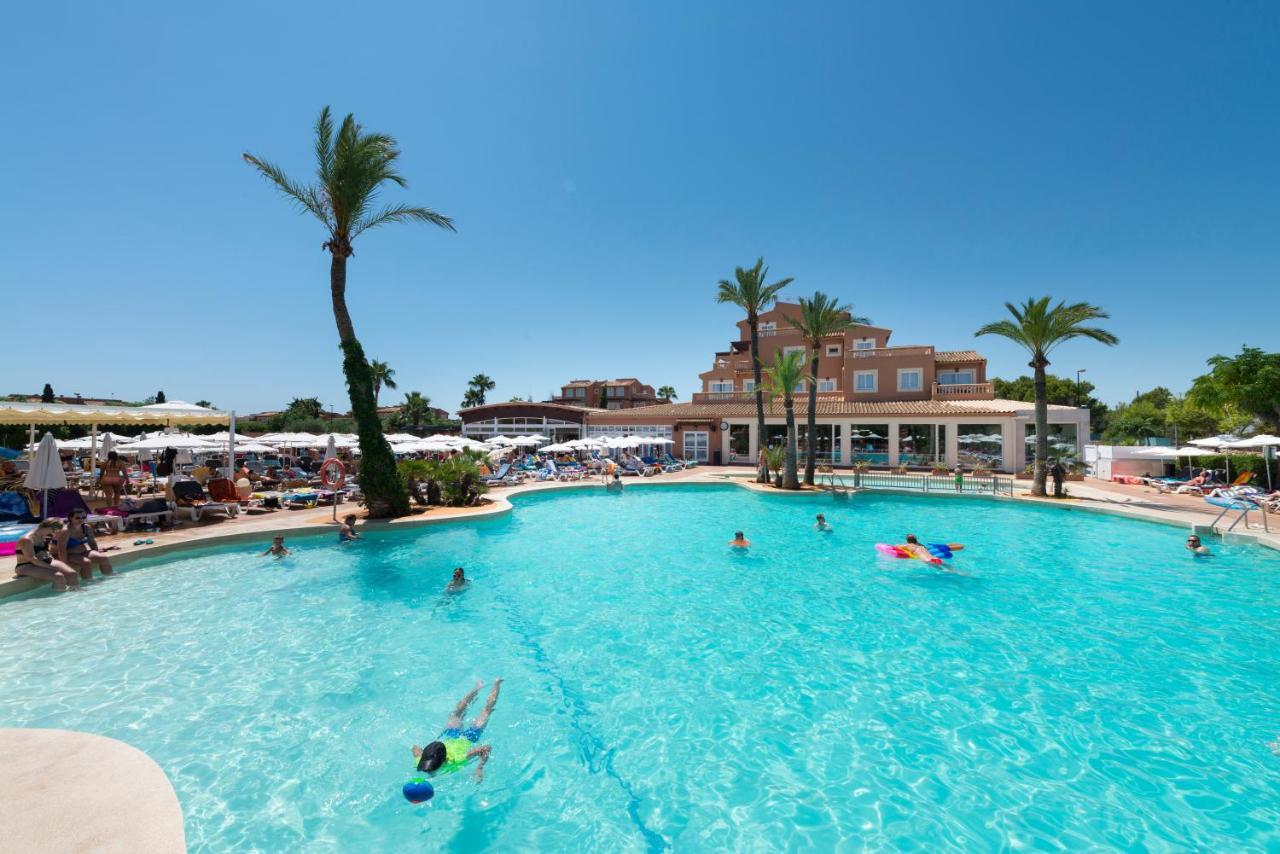 Aparthotel Ciudad Laurel Cala Millor  Exterior photo